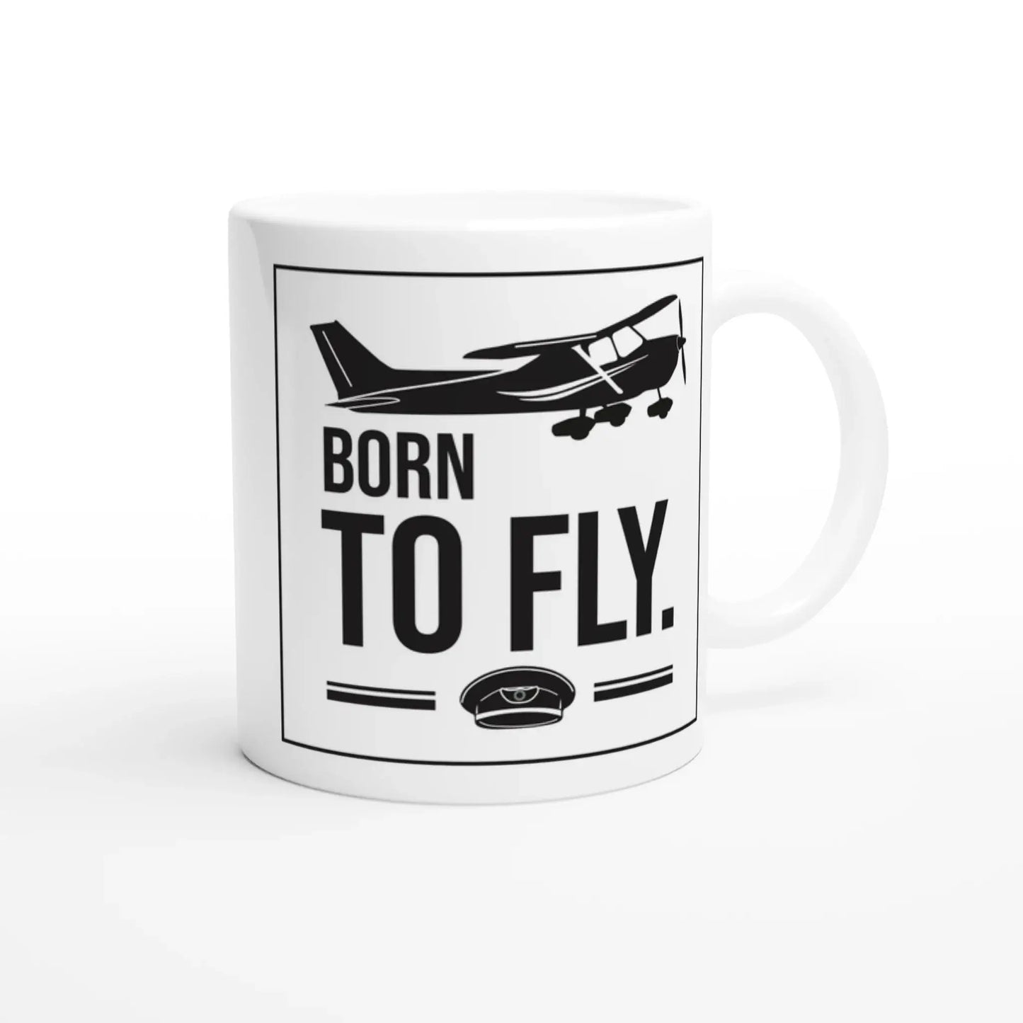 Tasse mit Aufdruck „Born to fly“ und Flugzeug-Design, ideal für Piloten und Flugbegeisterte.