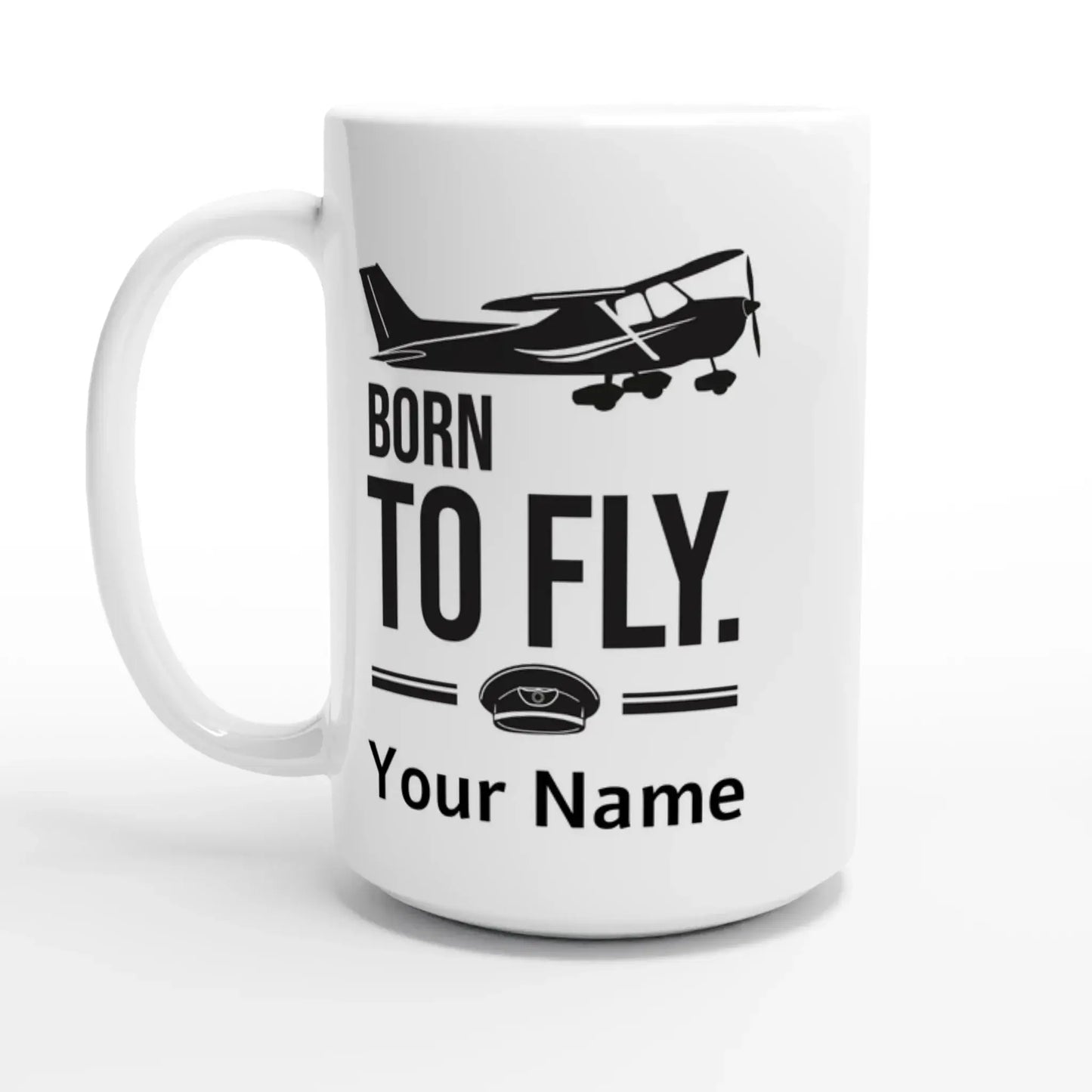 Keramiktasse mit Pilotendesign „Born to Fly“ und Wunschname – beidseitig bedruckt, ideal als Geschenk für Piloten